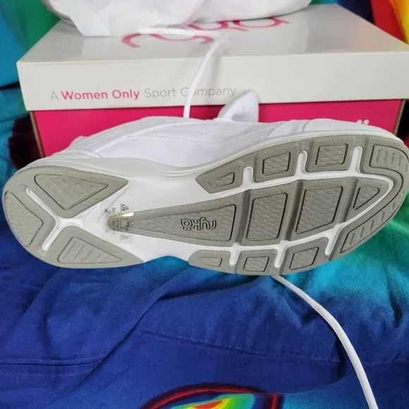 Ryka Sports Shoes - Picture 5 of 6